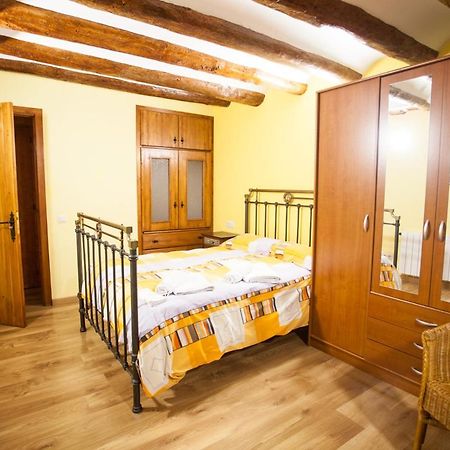 Ferienwohnung Casa Carranclanc Peñarroya de Tastavins Exterior foto